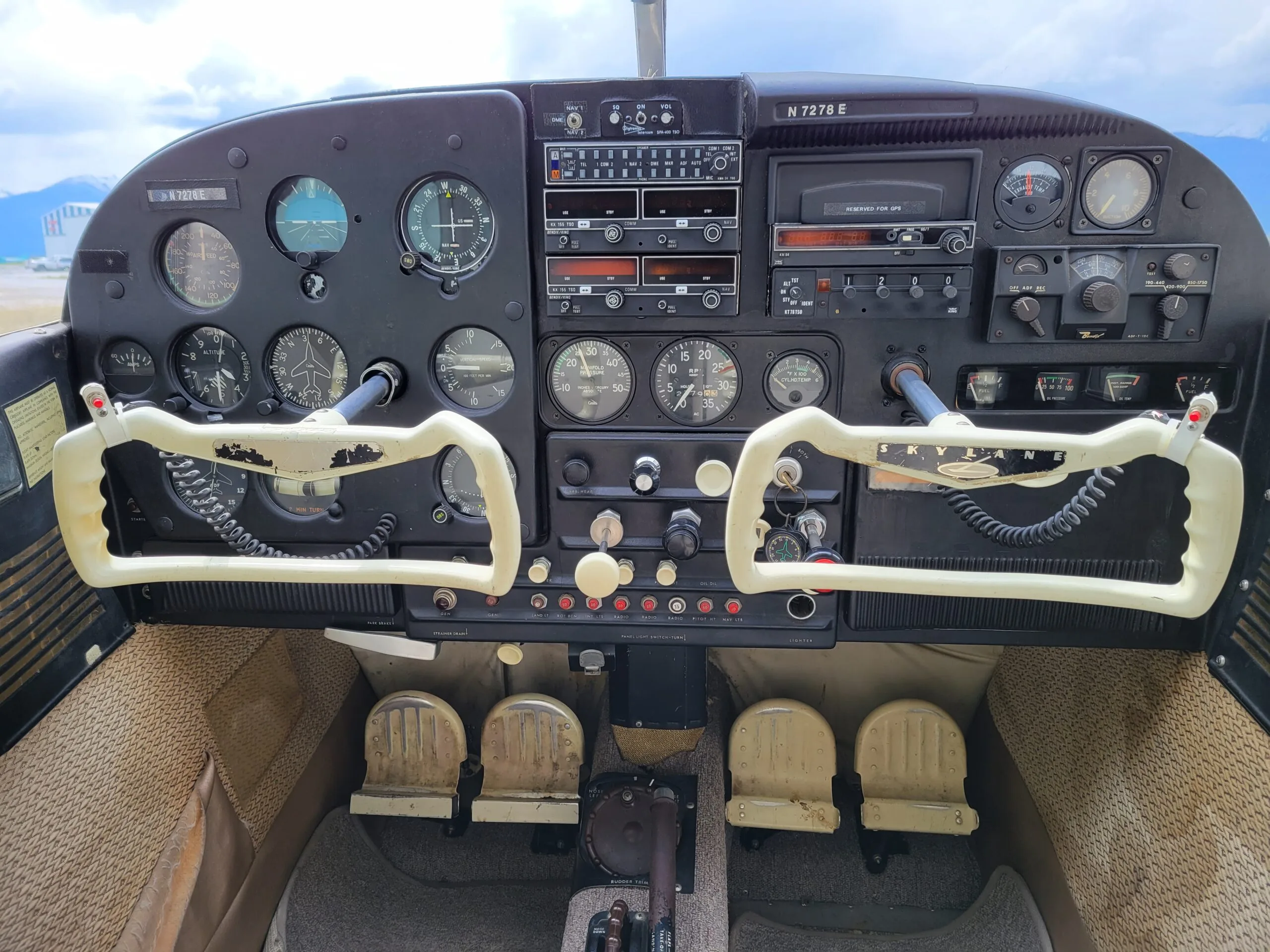 Cessna 182B Skyline
