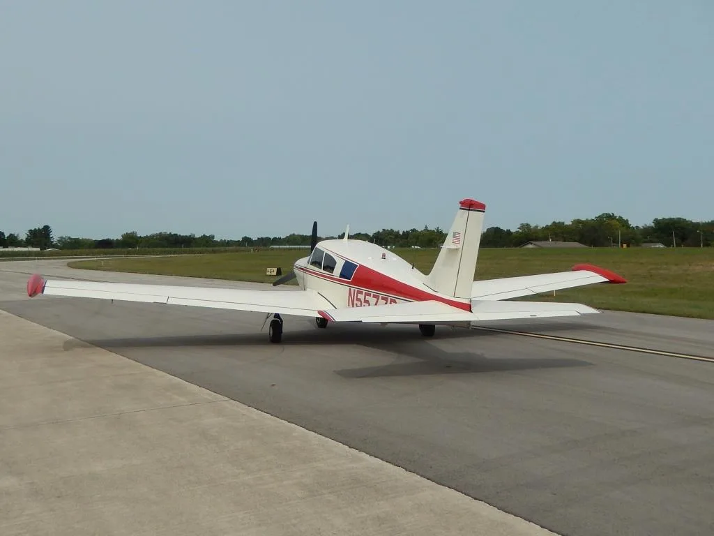 Exterior view of a 1959 Piper Comanche 250- N5577P Aircraft.
