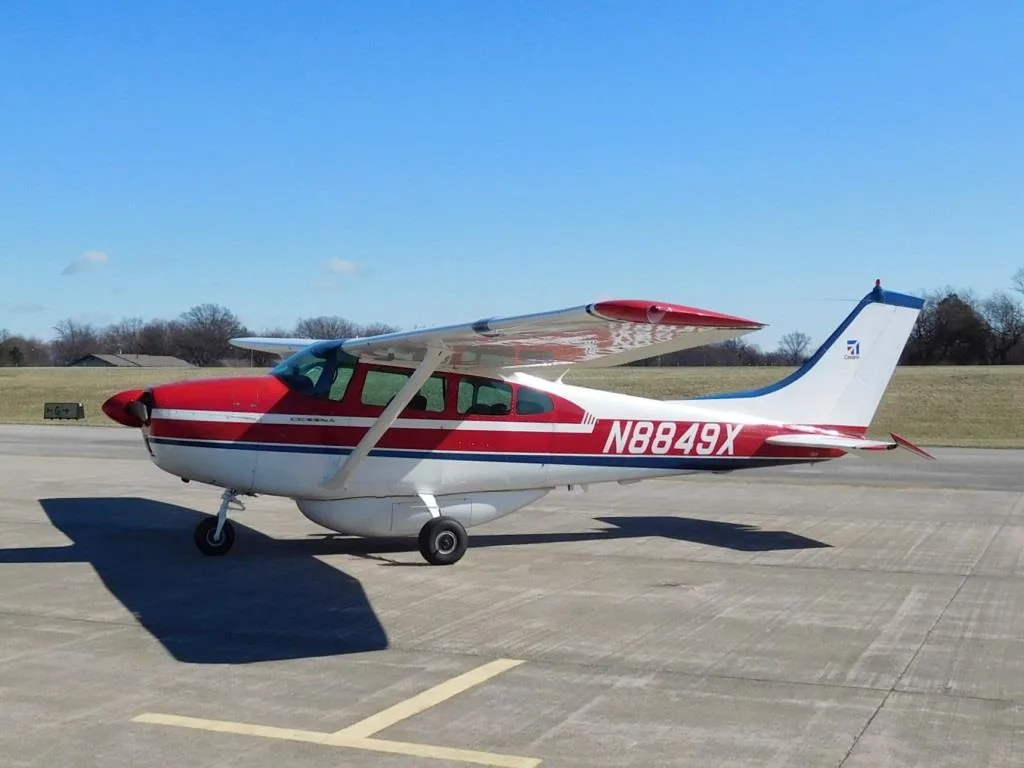 Exterior view of a 1961 Cessna 182 - N8849X Aircraft.