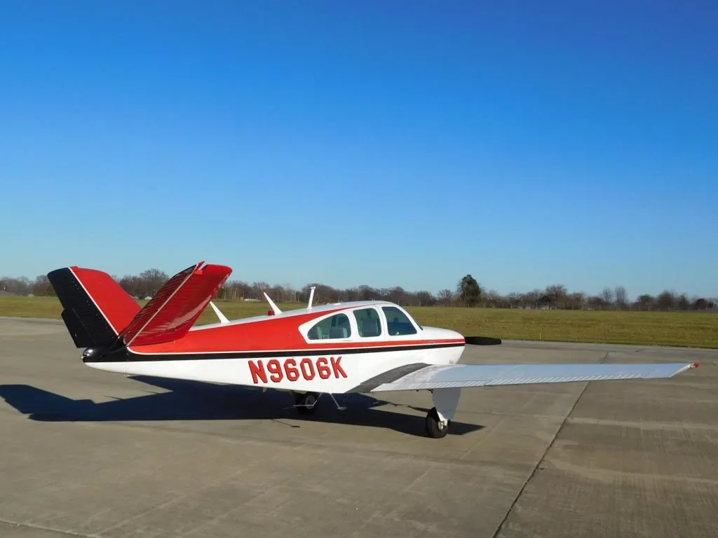 Exterior view of a 1962 Beech P35 - N9606K Aircraft.