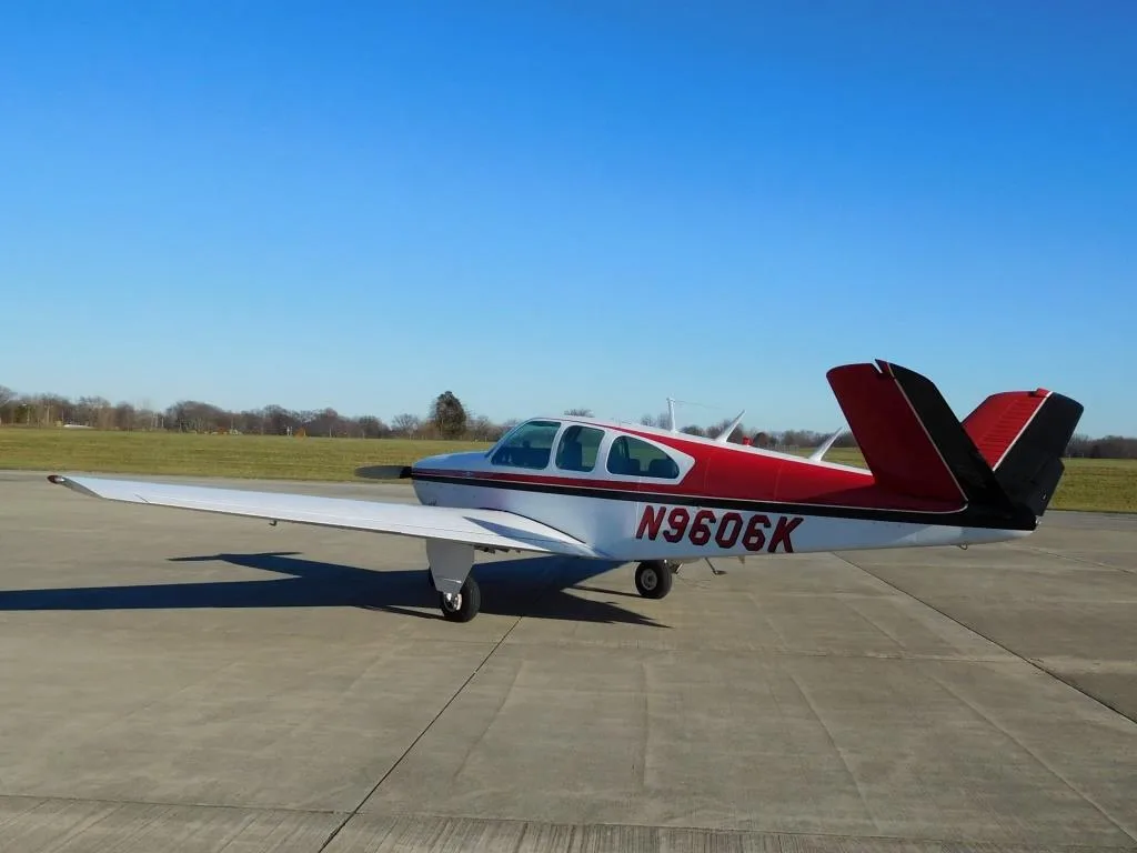 Exterior view of a 1962 Beech P35 - N9606K Aircraft.