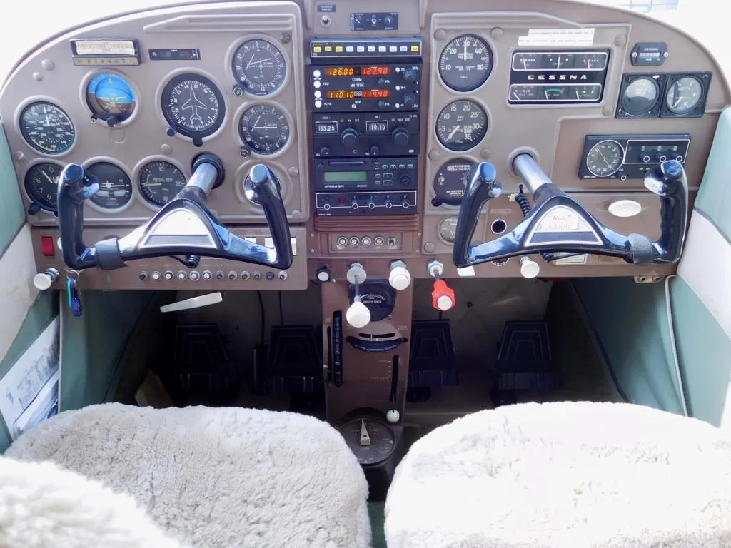 Cockpit and instrument panel of a 1962 Cessna 182 - N2940Y Aircraft.