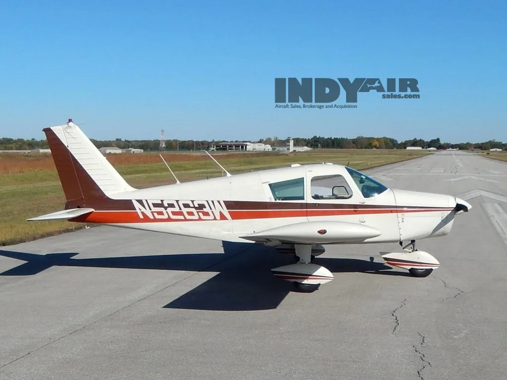 Exterior view of a 1962 Piper Cherokee 160- N5263W Aircraft.