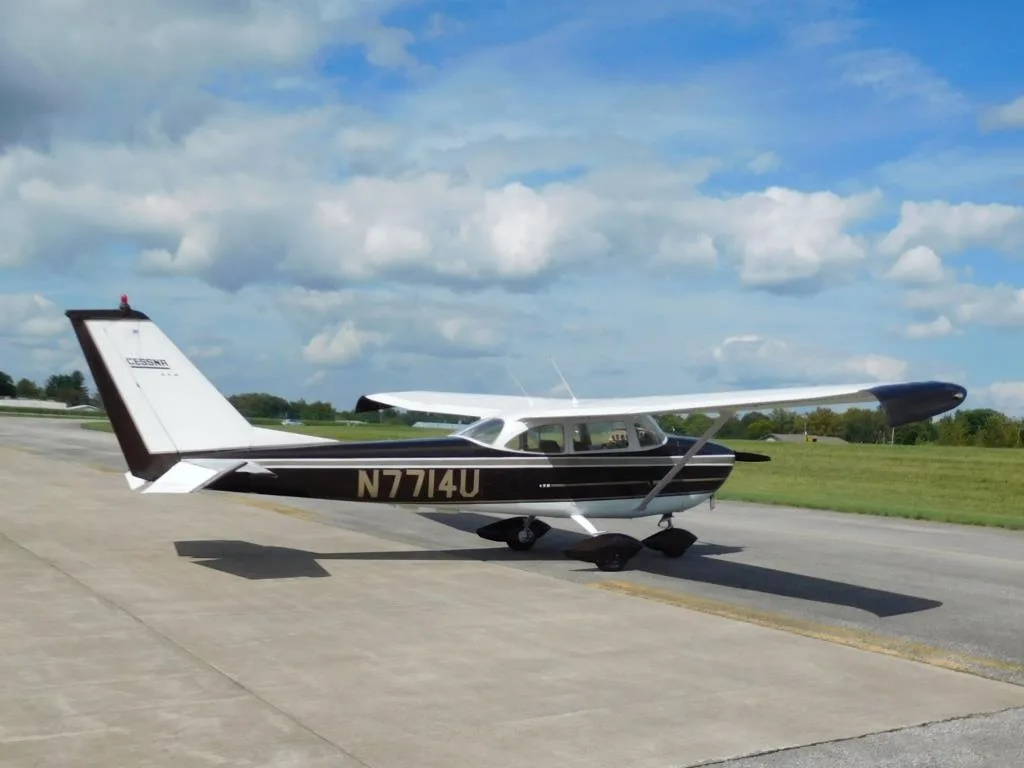Exterior view of a 1964 Cessna 172 - N7714U Aircraft.
