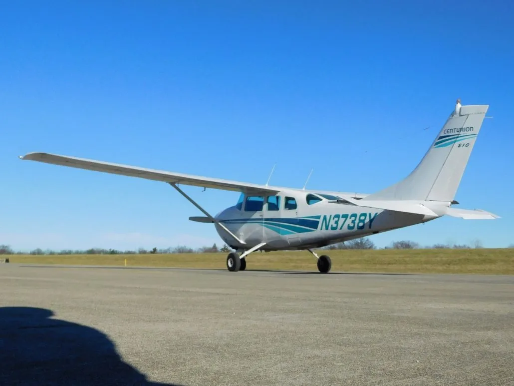 Exterior view of a 1964 Cessna 210D - N3738Y Aircraft.