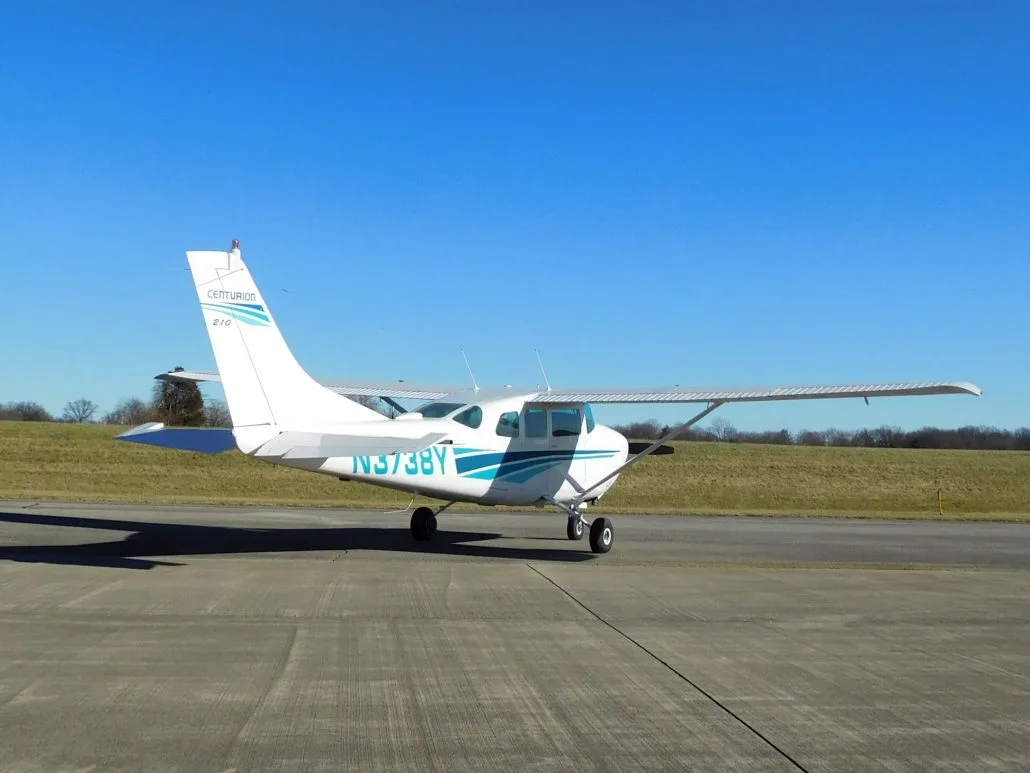 Exterior view of a 1964 Cessna 210D - N3738Y Aircraft.