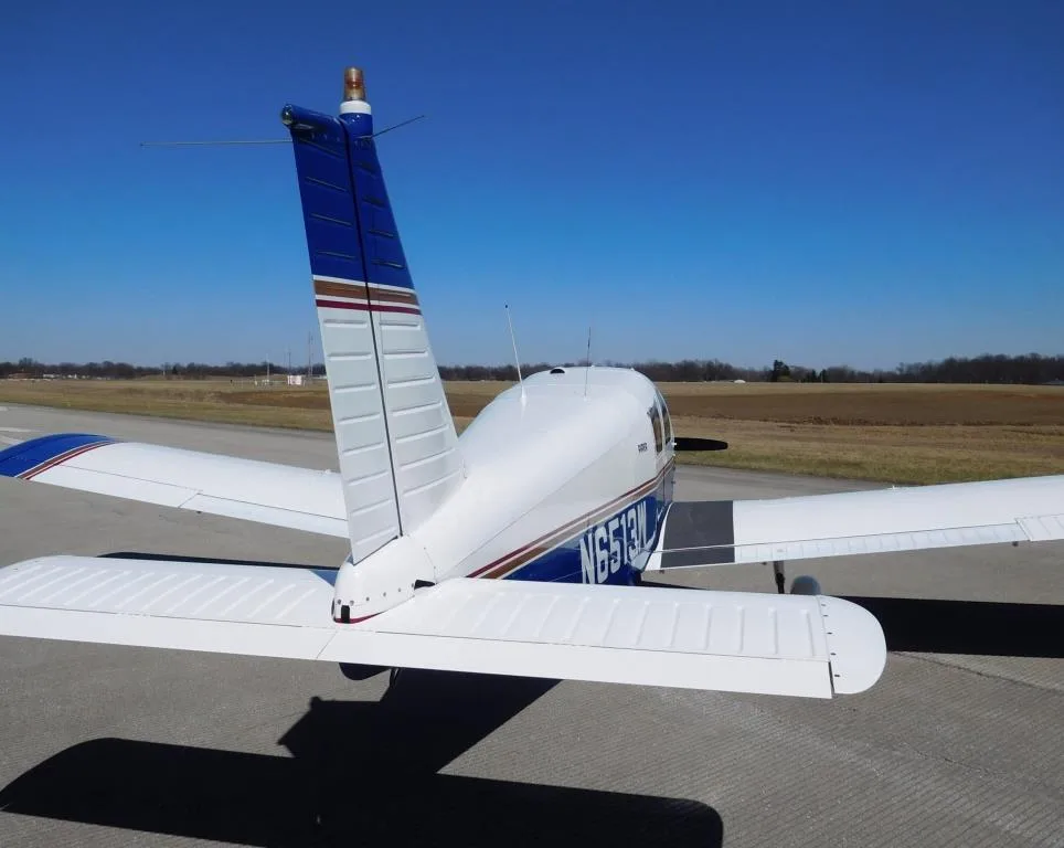 Exterior view of a 1964 Piper Cherokee 140 - N6513W Aircraft.