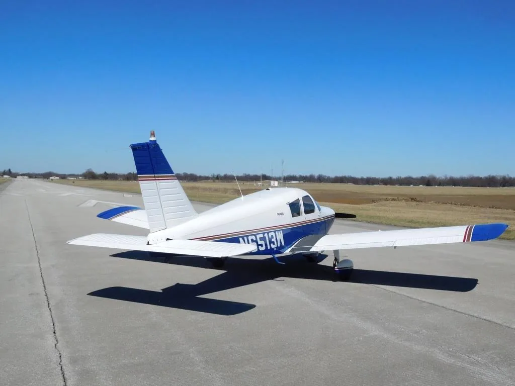 Exterior view of a 1964 Piper Cherokee 140 - N6513W Aircraft.