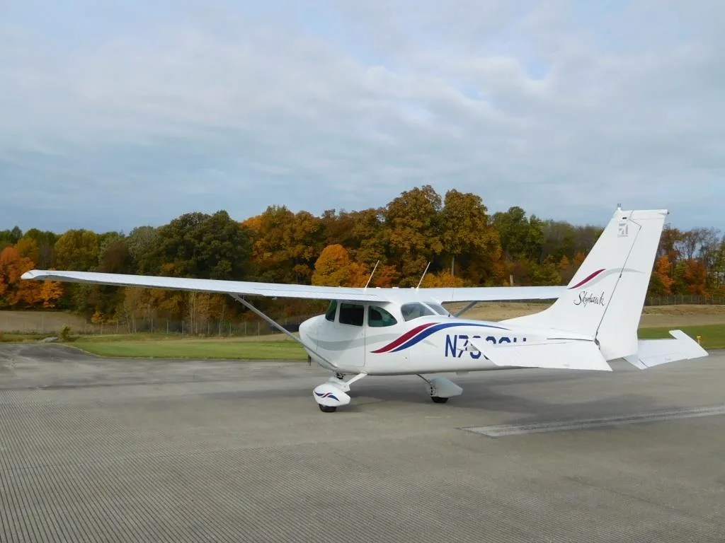Exterior view of a 1965 Cessna 172 - N7908U Aircraft.
