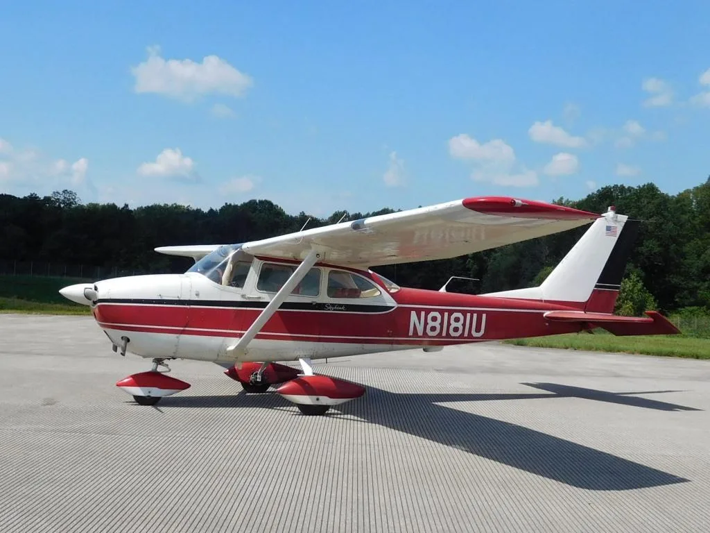 Exterior view of a 1965 Cessna 172 - N8181U Aircraft.