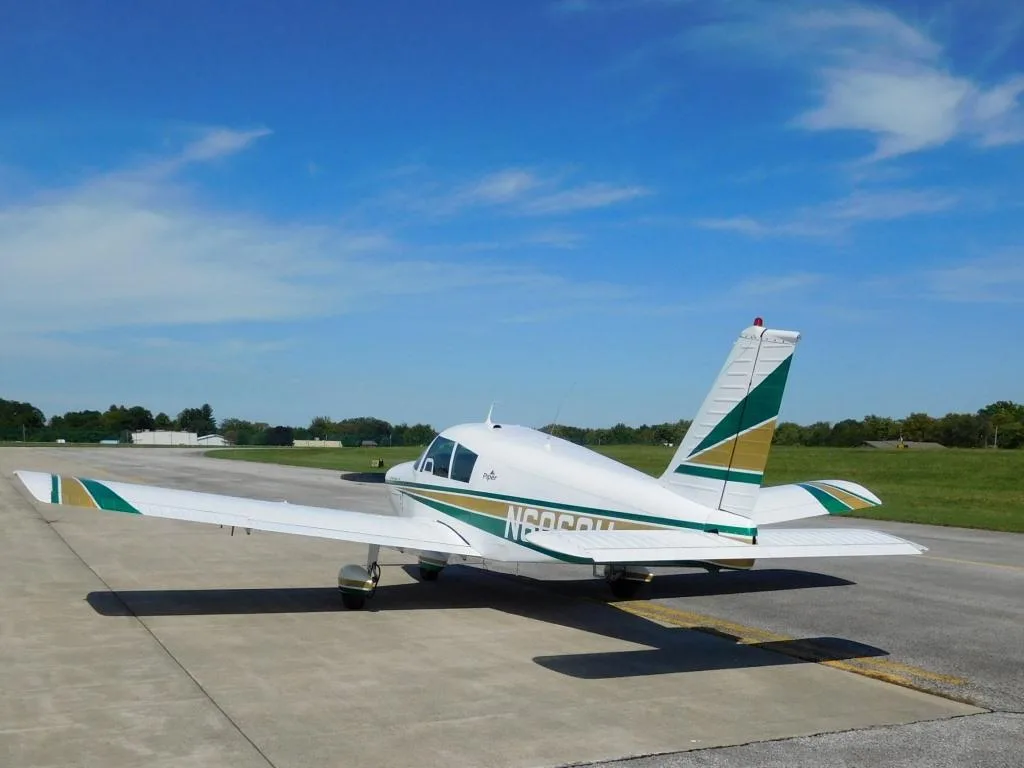 Exterior view of a 1965 Piper Cherokee 140 - N6068W Aircraft.