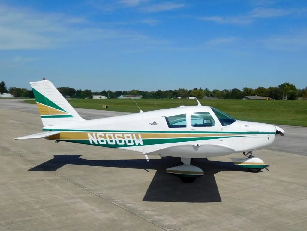 Exterior view of a 1965 Piper Cherokee 140 - N6068W Aircraft.