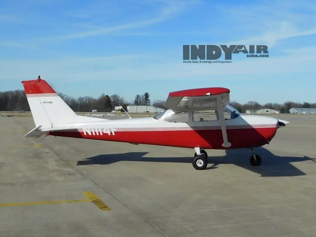 Exterior view of a 1966 Cessna 172 - N1114F Aircraft.