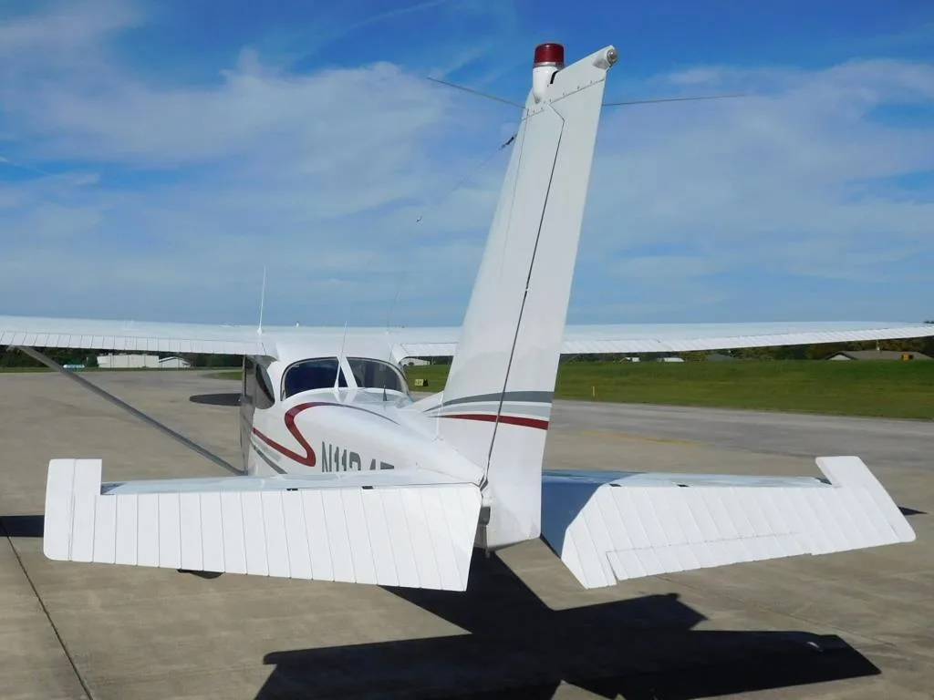 Exterior view of a 1966 Cessna 172G - N1134F Aircraft.