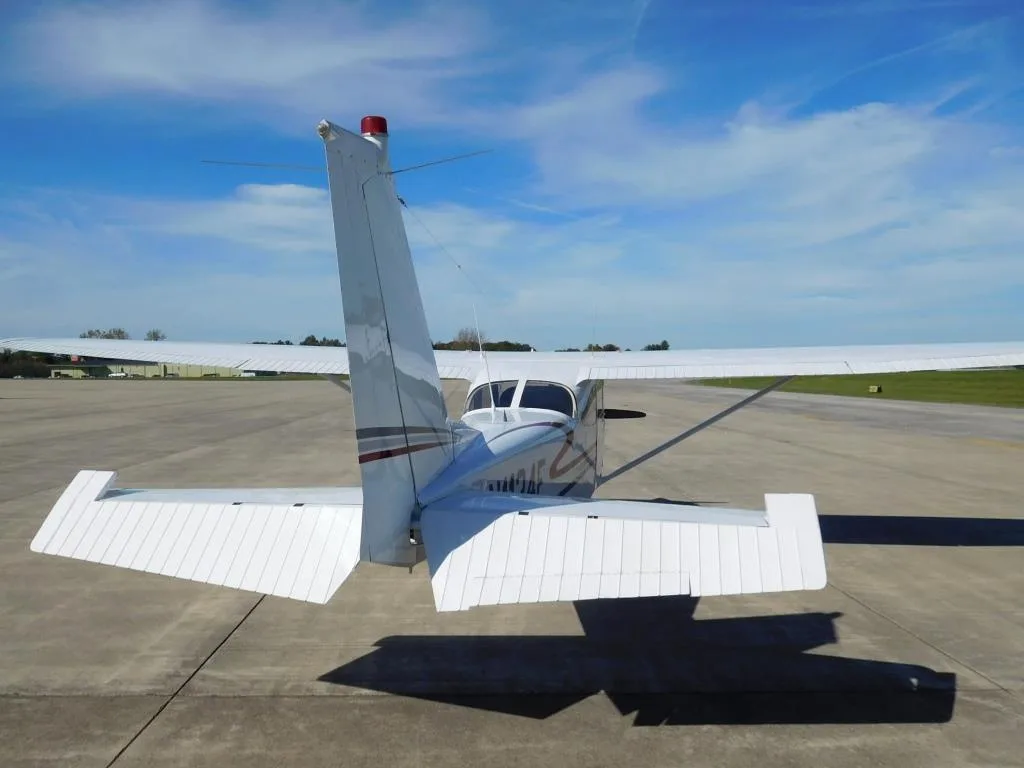 Exterior view of a 1966 Cessna 172G - N1134F Aircraft.