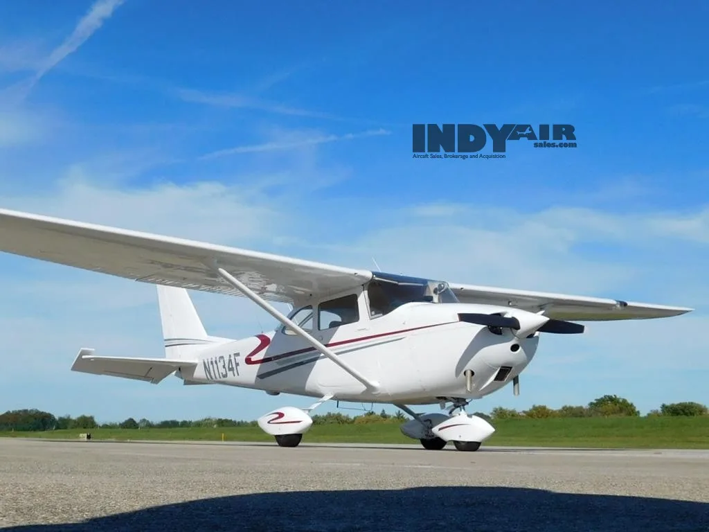 Exterior view of a 1966 Cessna 172G - N1134F Aircraft.