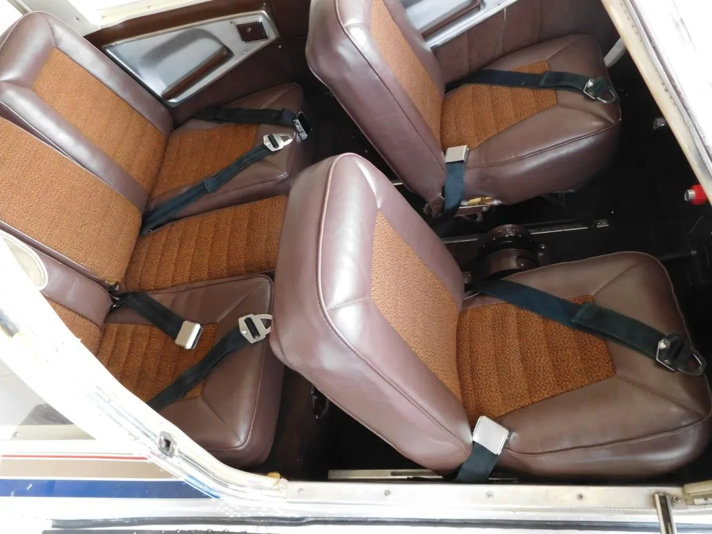 Cabin interior of a 1966 Piper Cherokee SIX - N3899W Aircraft.