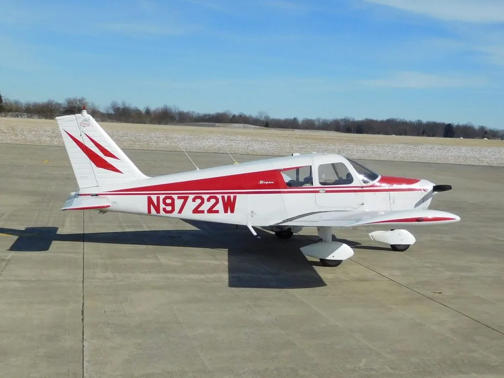Exterior view of a 1967 Piper Cherokee 140 160HP - N9722W Aircraft.