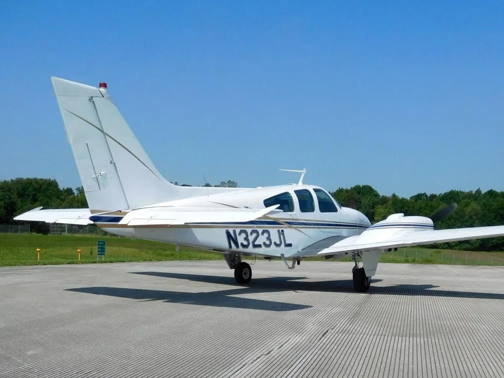 1968 Beechcraft D55 Baron - N323JL Aircraft For Sale - Indy Air Sales