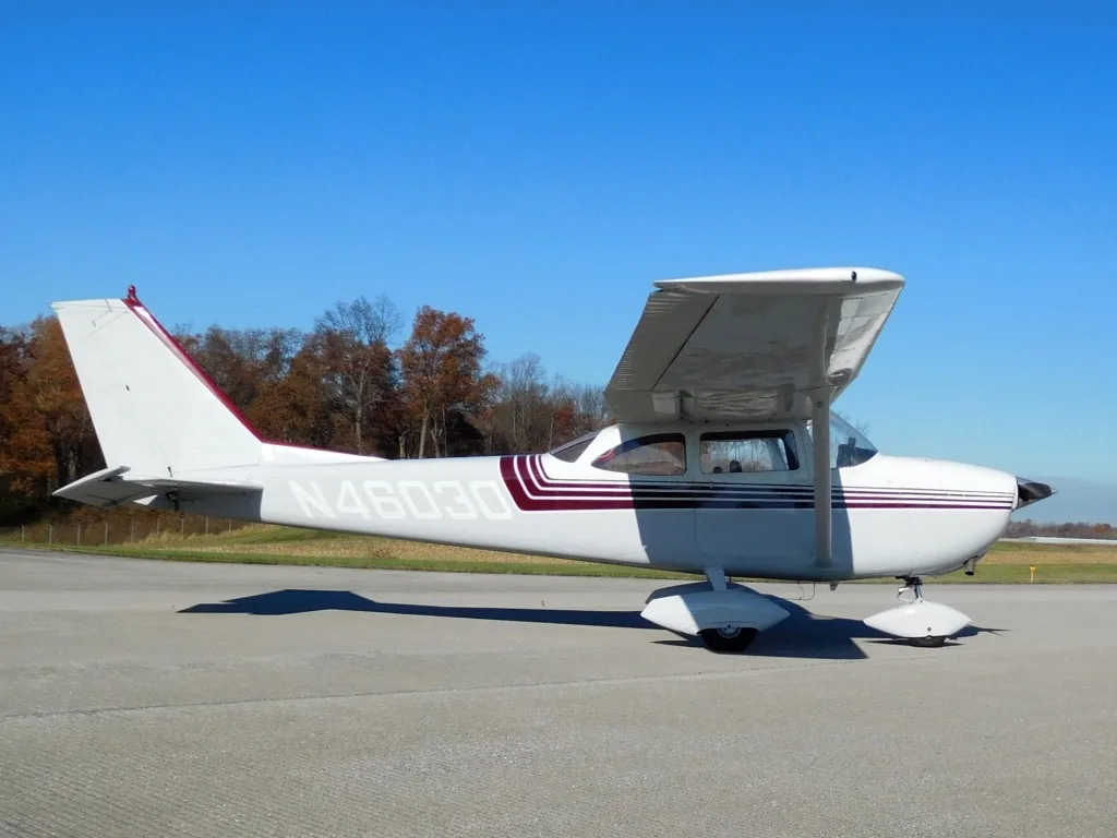 Exterior view of a 1968 Cessna 172 - N46030 Aircraft.