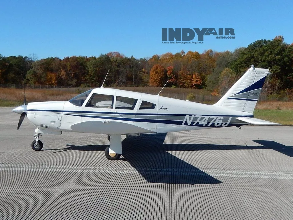 Exterior view of a 1968 Piper Arrow 180- N7476J Aircraft.