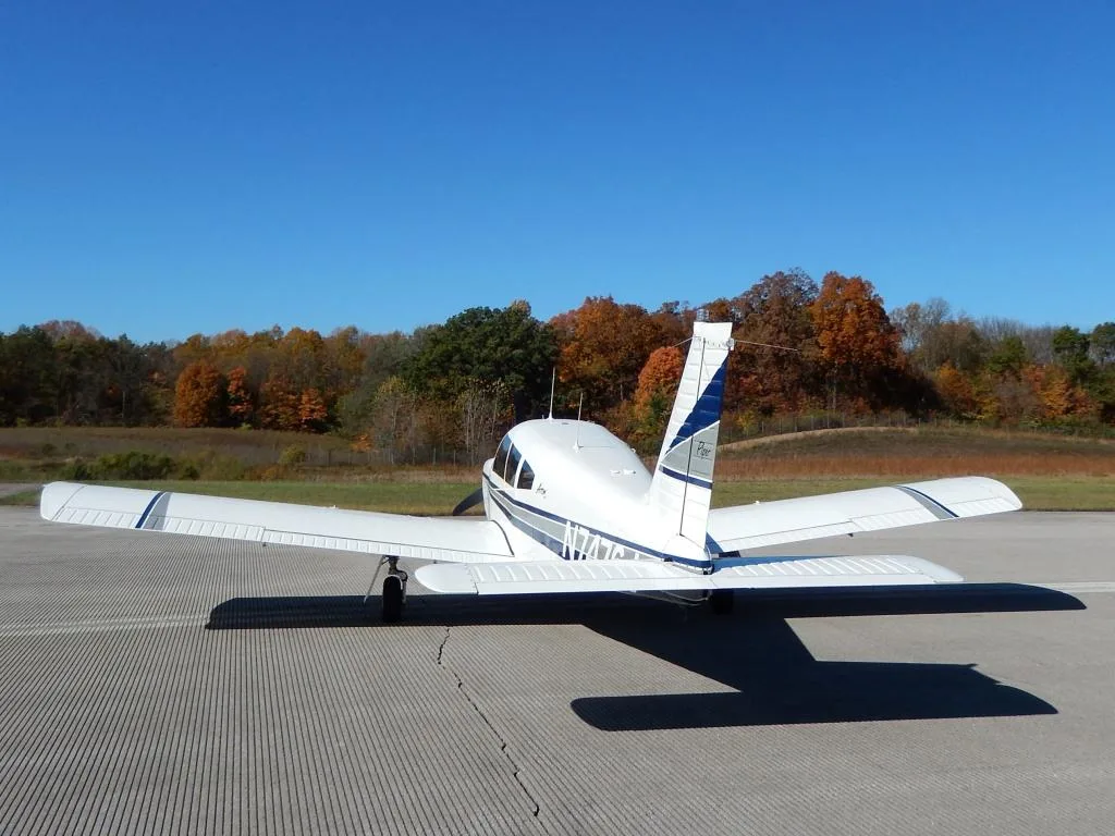 Exterior view of a 1968 Piper Arrow 180- N7476J Aircraft.