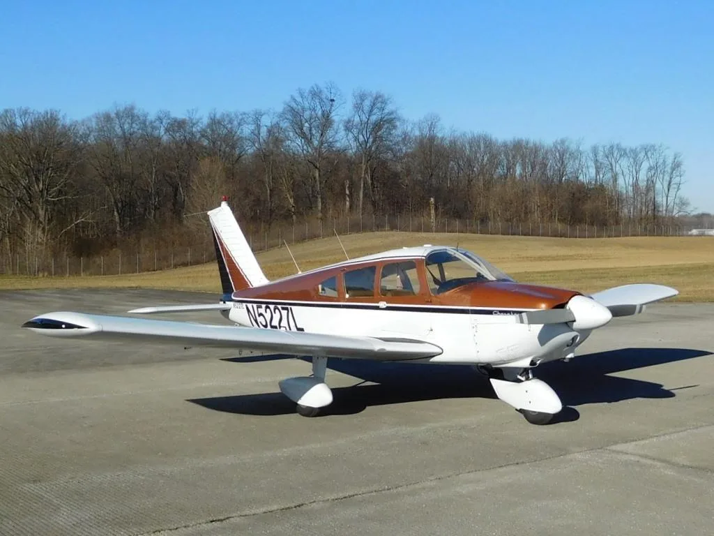 Exterior view of a 1968 Piper Cherokee 180 - N5227L Aircraft.