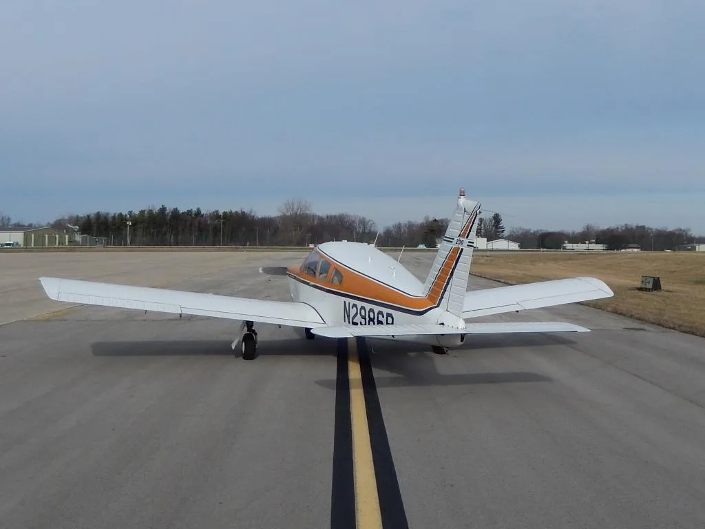 Exterior view of a 1969 Piper Arrow 200 - N2986R Aircraft.