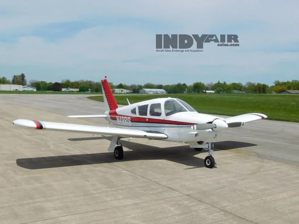 Exterior view of a 1970 Piper Arrow 200 - N4981S Aircraft.