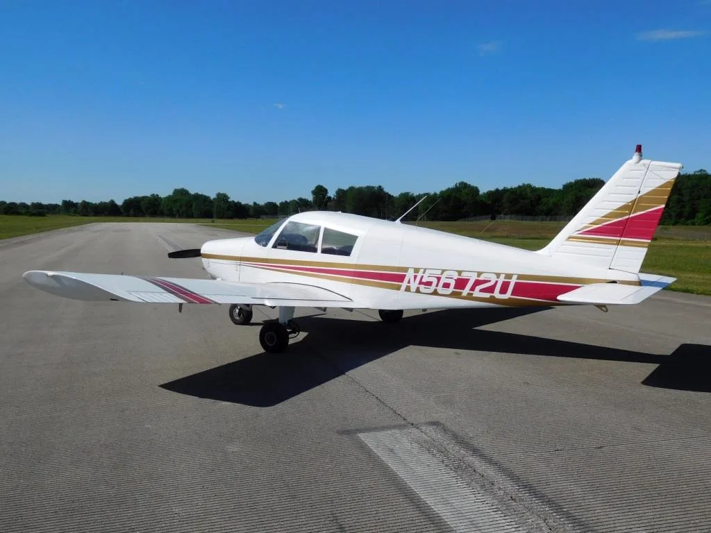 Exterior view of a 1970 Piper Cherokee 140 - N5872U Aircraft.