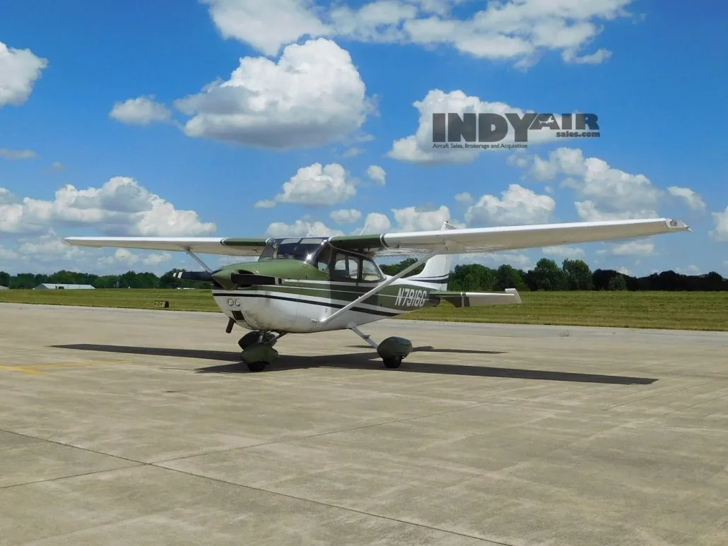 1971 Cessna 172 - N7916G Aircraft For Sale - Indy Air Sales