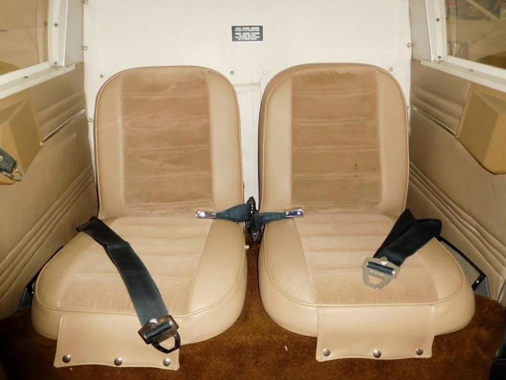 Cabin interior of a 1971 Piper Cherokee 140 - N597W Aircraft.