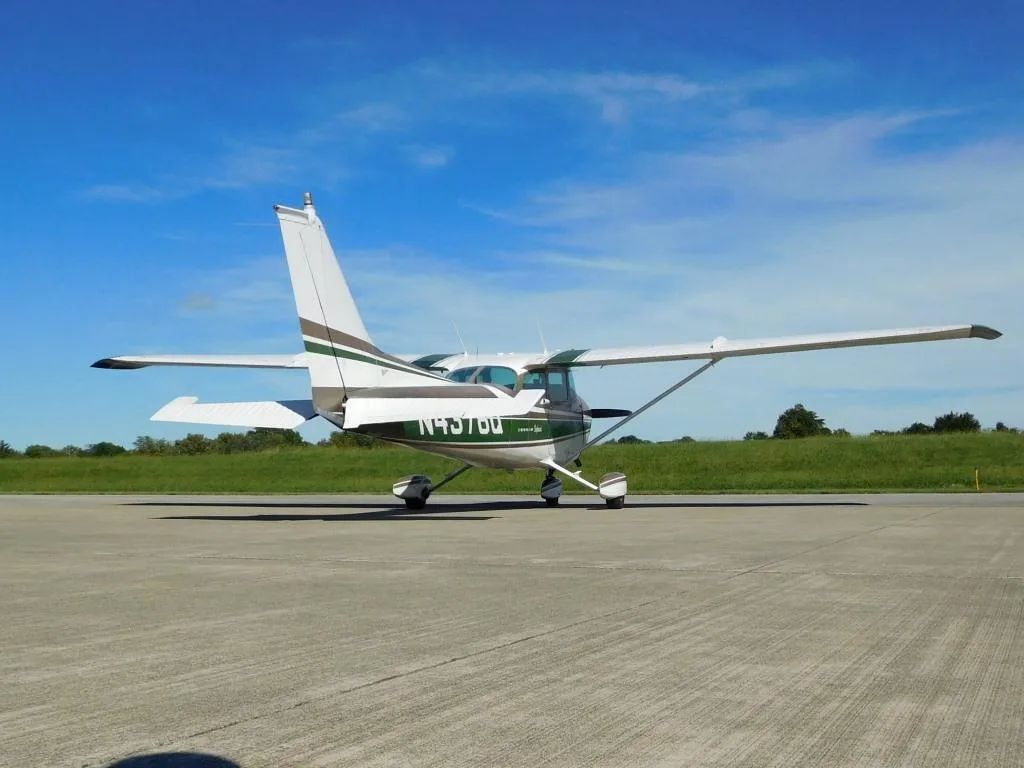 Exterior view of a 1972 Cessna 172 - N4378Q Aircraft.
