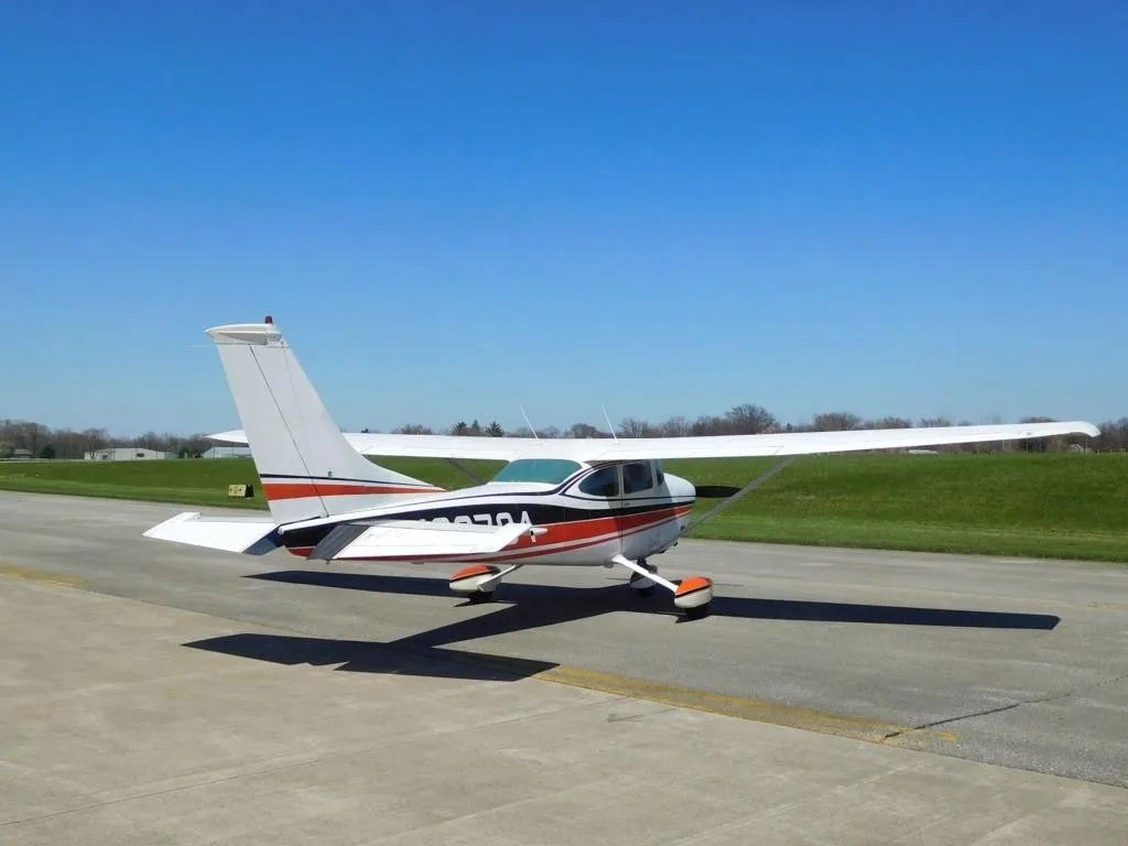 Exterior view of a 1972 Cessna 182 - N20794 Aircraft.