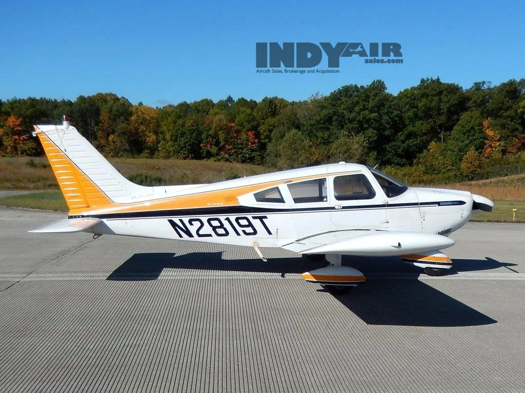Exterior view of a 1972 Piper Cherokee 180- N2819T Aircraft.