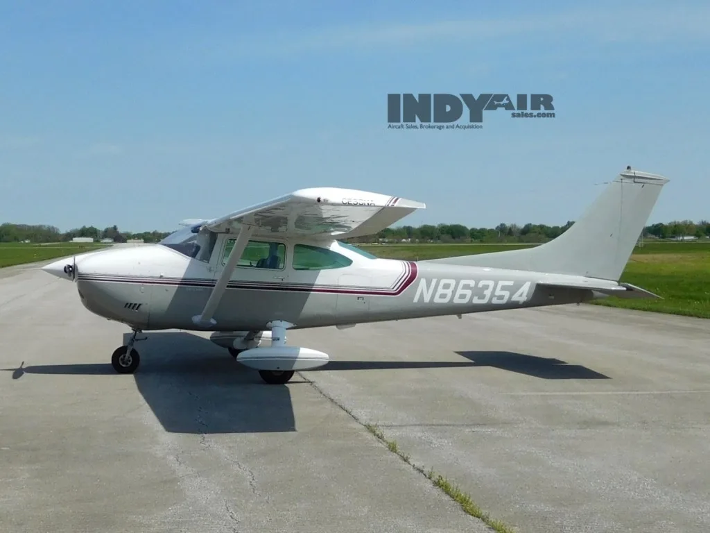 Exterior view of a 1973 Cessna 182P - N86354 Aircraft.