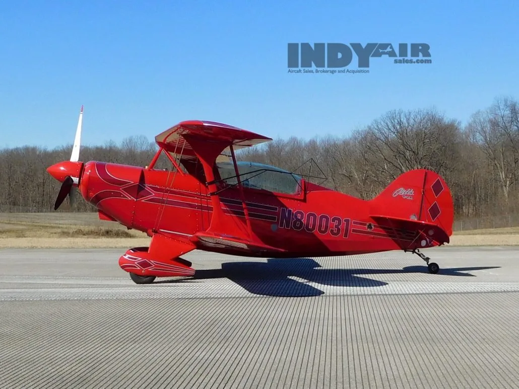 Exterior view of a 1973 Pitts S-2A - N80031 Aircraft.