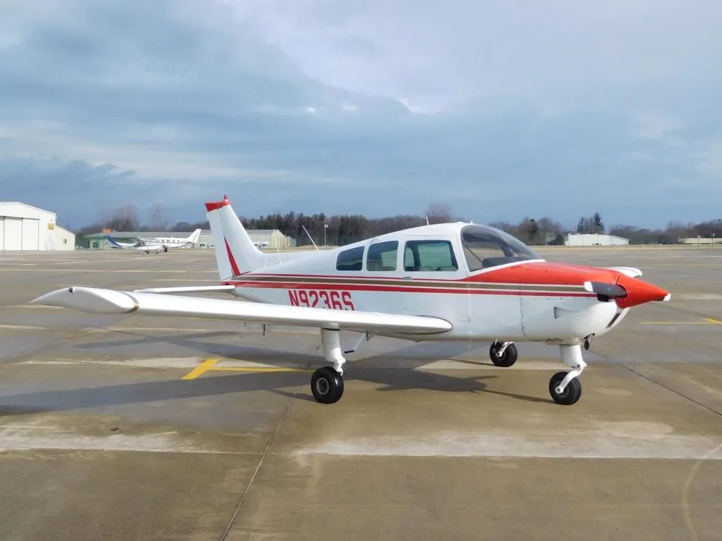 Exterior view of a 1975 Beech Sundowner - N9236S Aircraft.