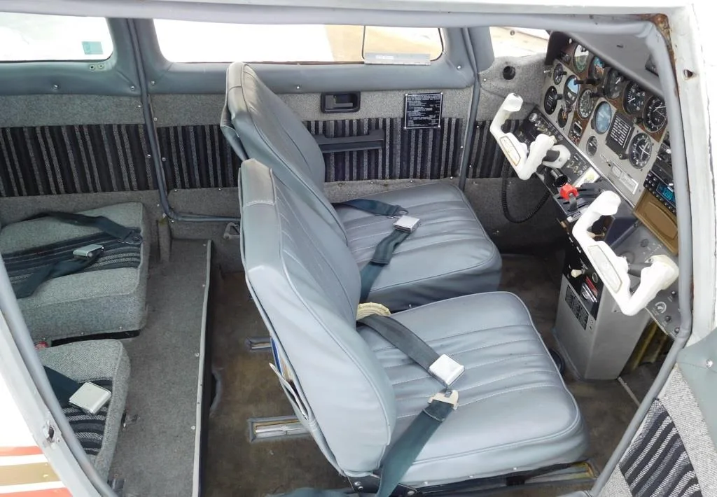 Cabin interior of a 1975 Beech Sundowner - N9236S Aircraft.