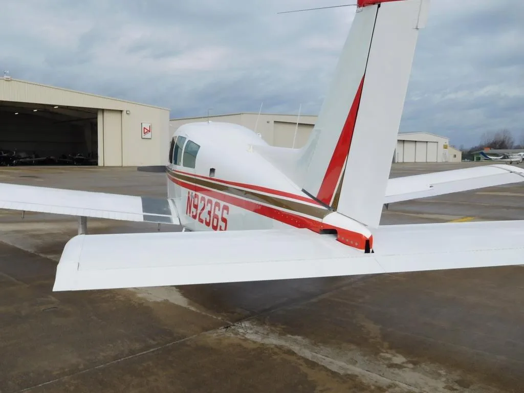 Exterior view of a 1975 Beech Sundowner - N9236S Aircraft.