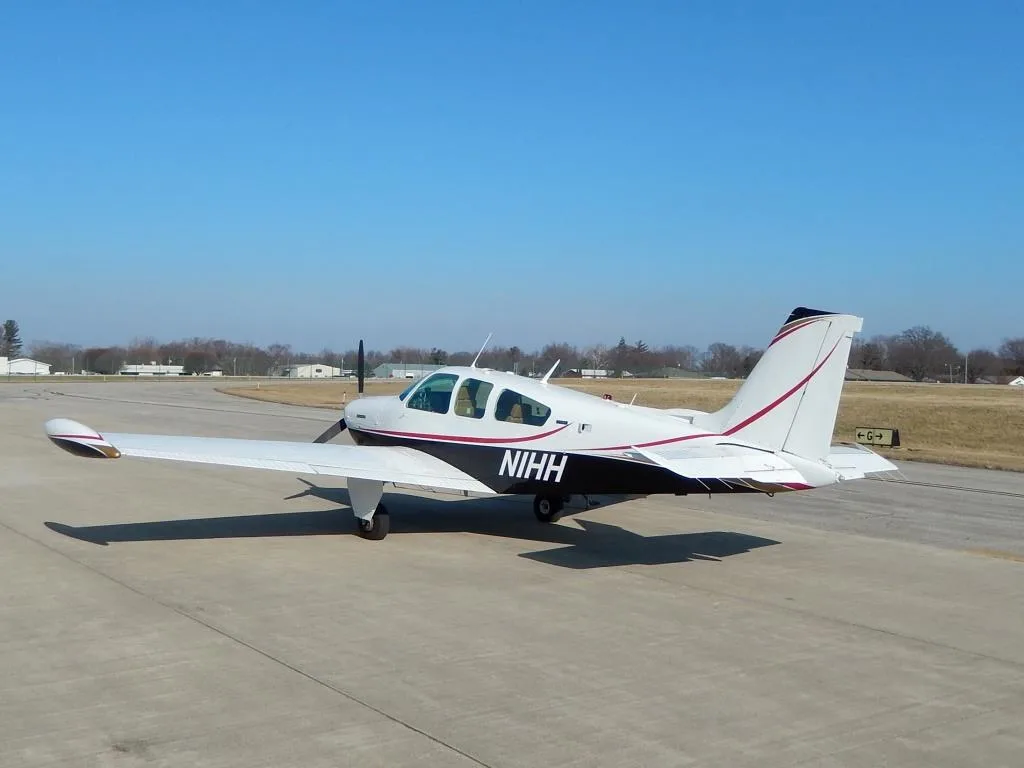 Exterior view of a 1975 Beechcraft F33A - N1HH Aircraft.