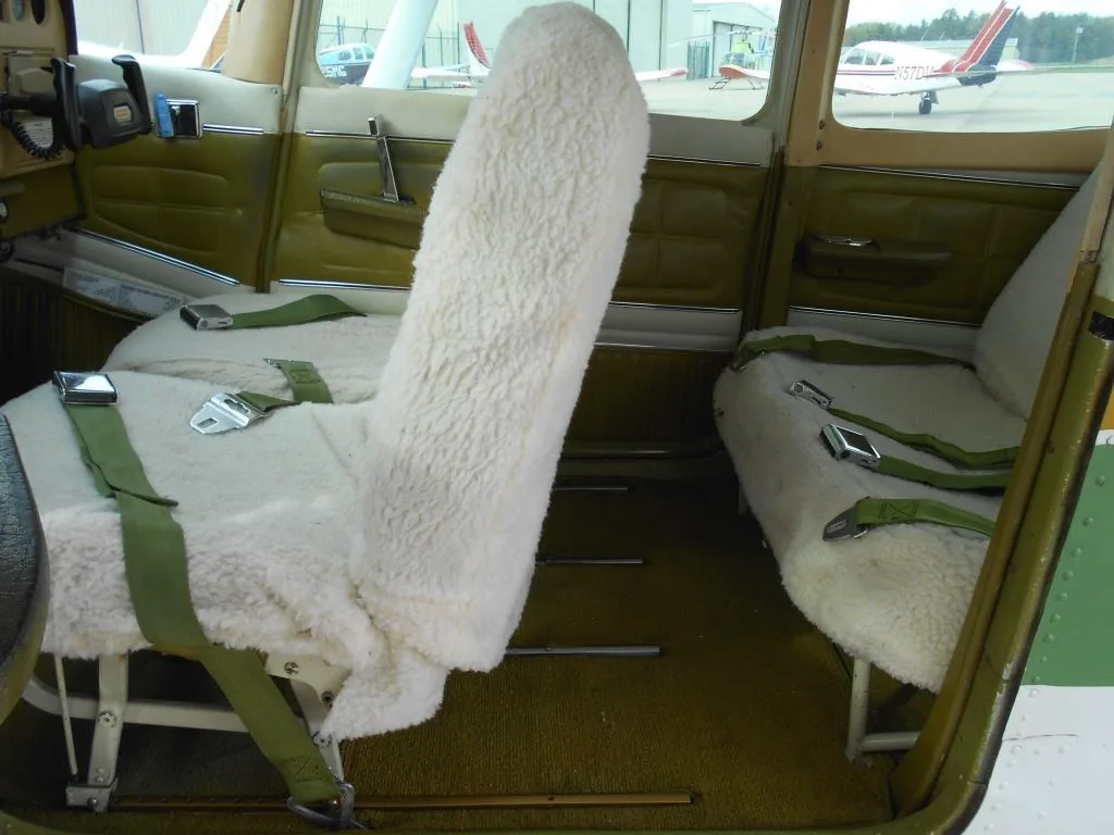 Cabin interior of a 1975 Cessna 172M - N64214 Aircraft.