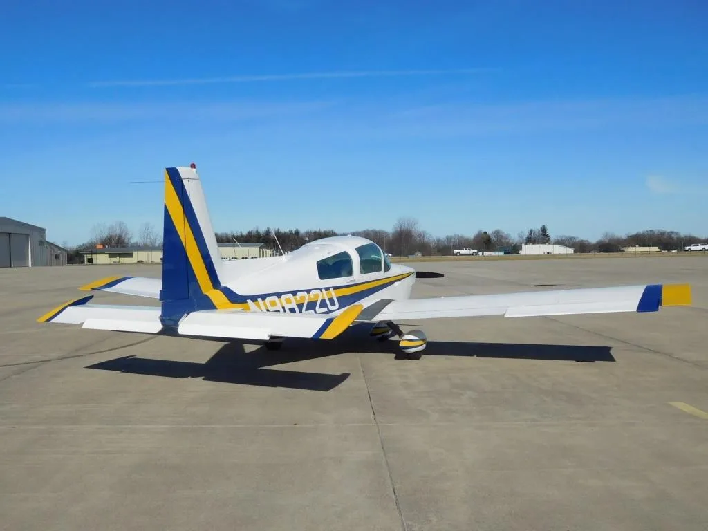 Exterior view of a 1976 Grumman Cheetah - N9822U Aircraft.