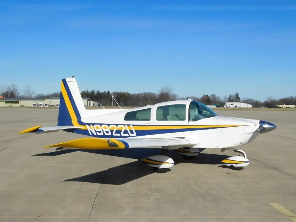 Exterior view of a 1976 Grumman Cheetah - N9822U Aircraft.