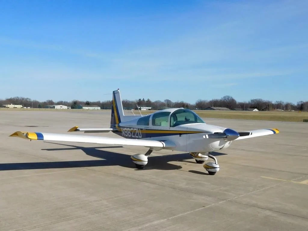 Exterior view of a 1976 Grumman Cheetah - N9822U Aircraft.