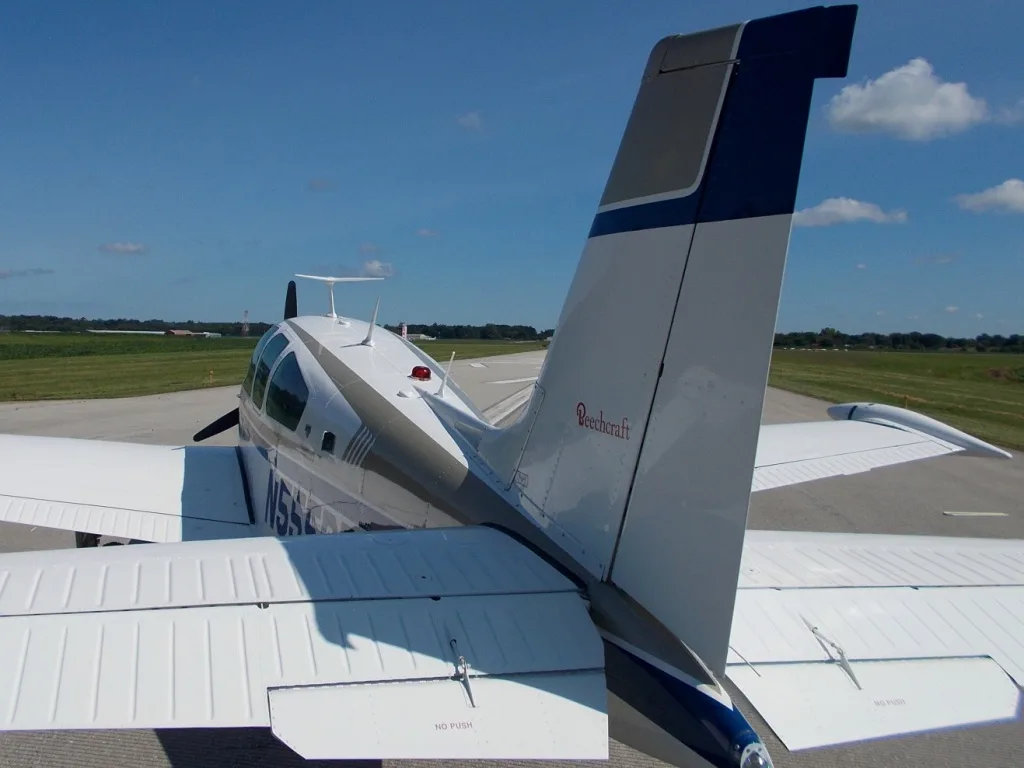 Exterior view of a 1978 Beech Bonanza F33A - N555DB Aircraft.