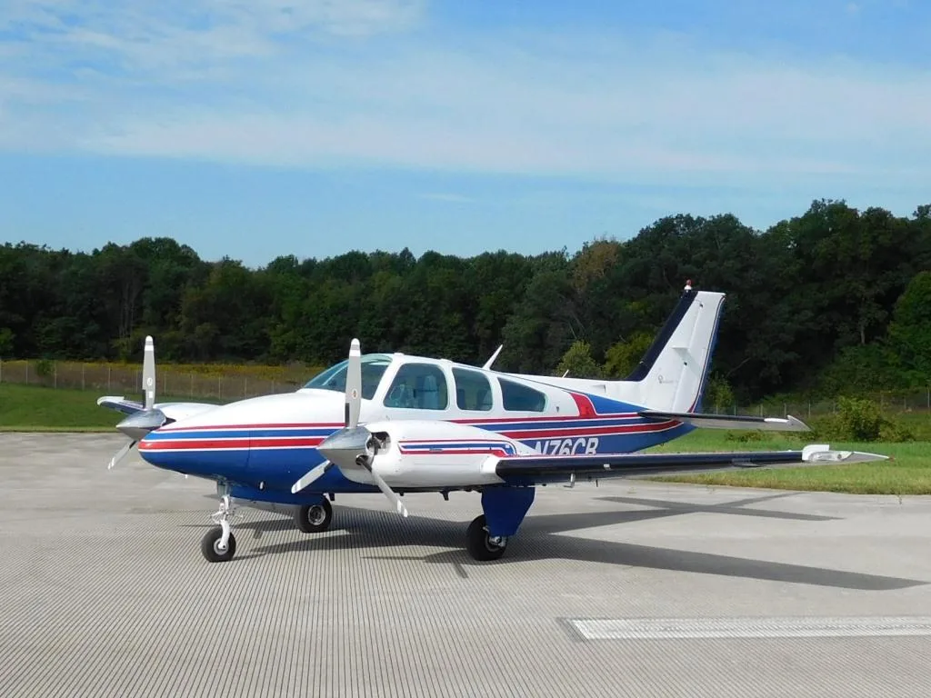 Exterior view of a 1978 Beechcraft B55 Baron - N76CB Aircraft.