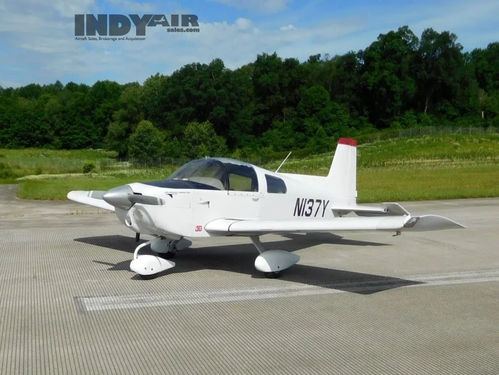 Exterior view of a 1978 Grumman Lynx- N137Y Aircraft.
