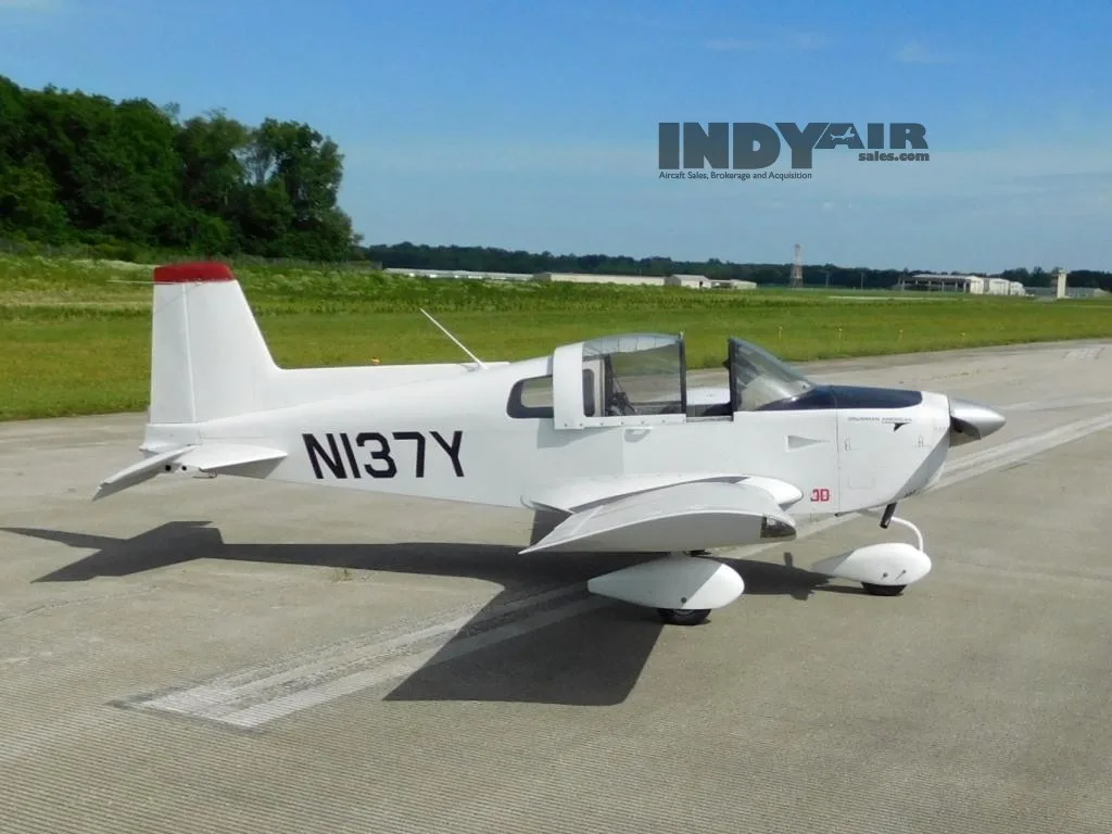 Exterior view of a 1978 Grumman Lynx- N137Y Aircraft.