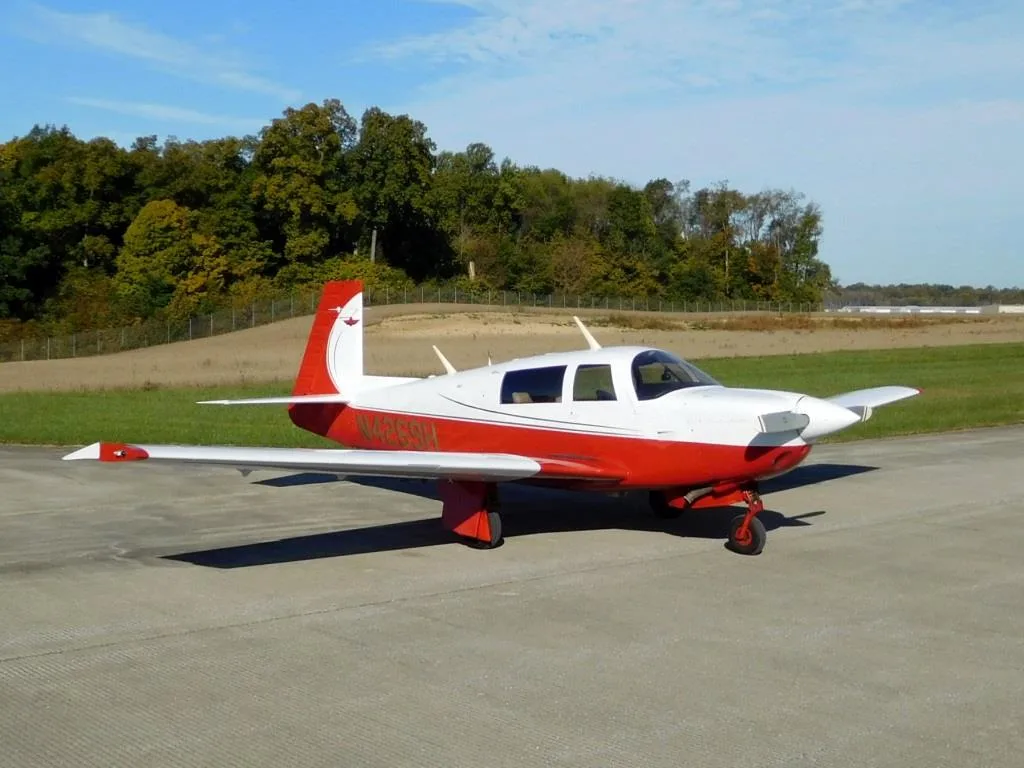 Exterior view of a 1978 Mooney M20J - N4269H Aircraft.
